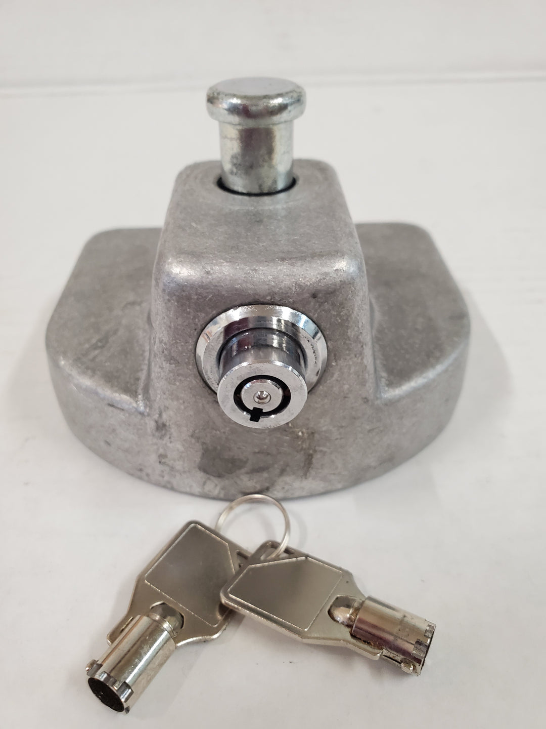 EZ Plush Button Coupler Lock TL-38