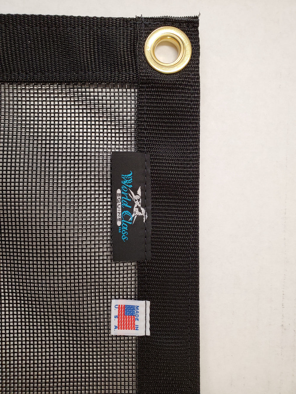 Grommet Screen / closeup detail