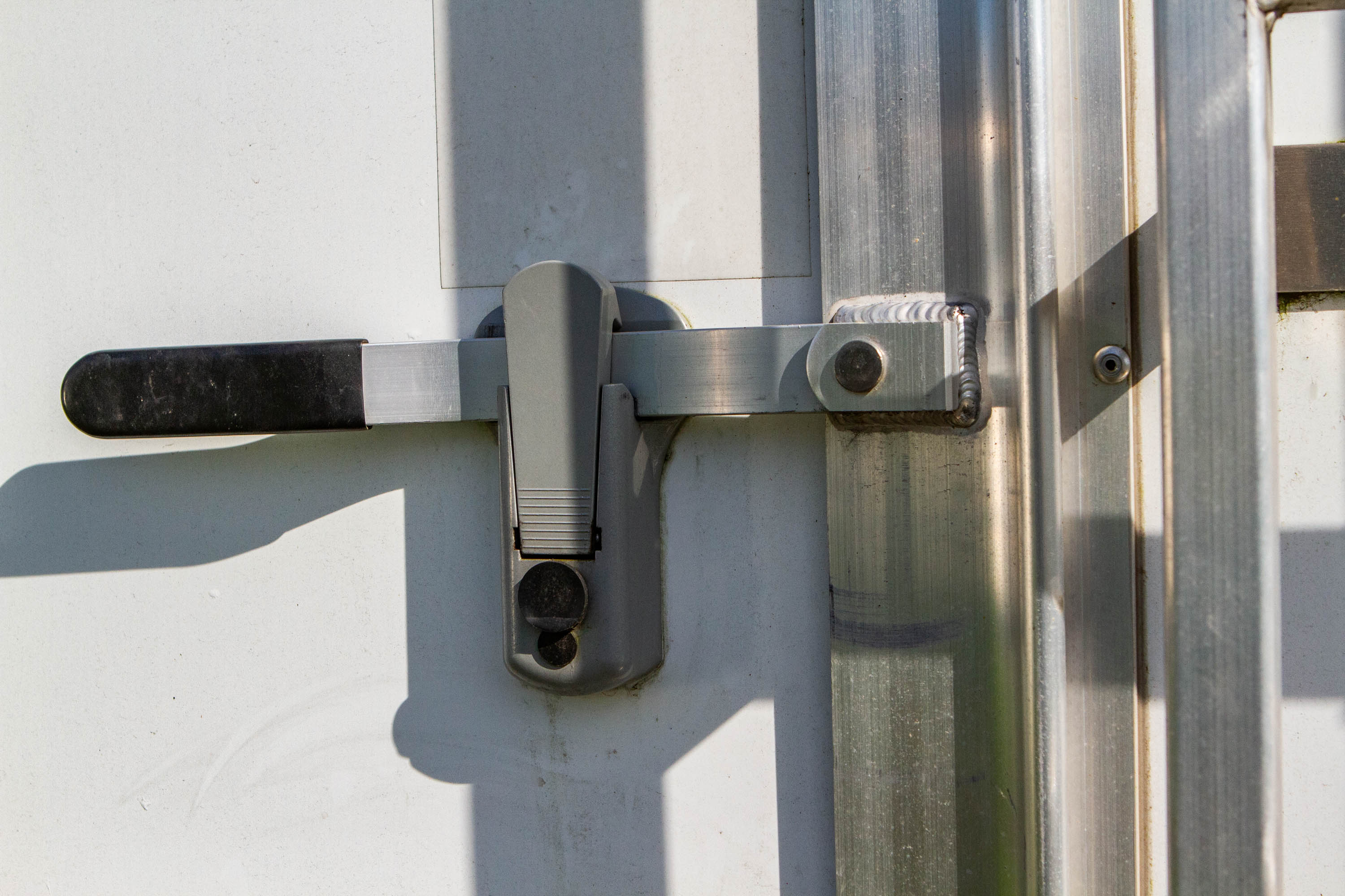 {"loading" => "lazy", "sizes" => nil, "widths" => "165, 360, 535, 750, 1070, 1500"}