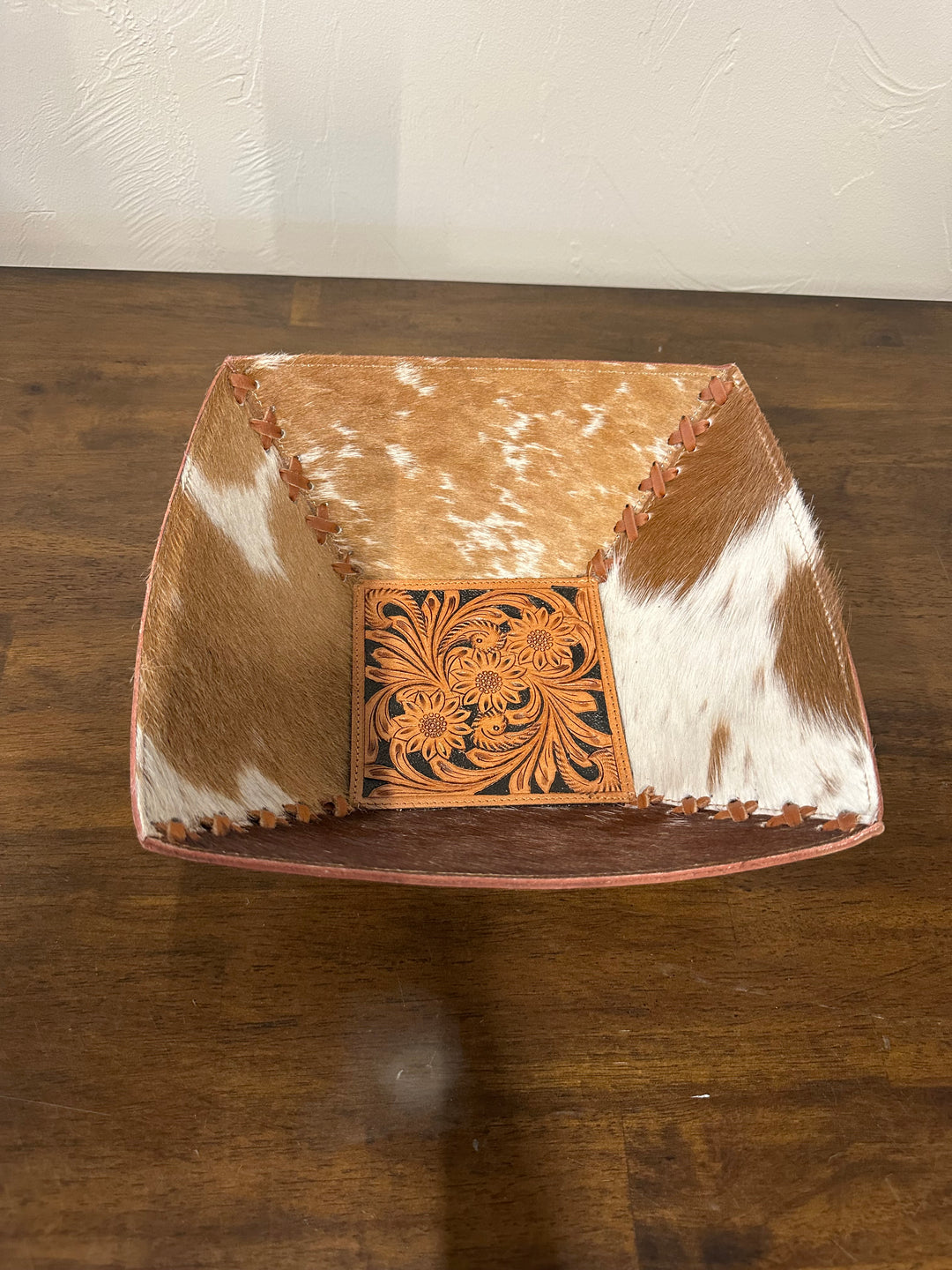 Large Cowhide Bowl- Brown/ Leather