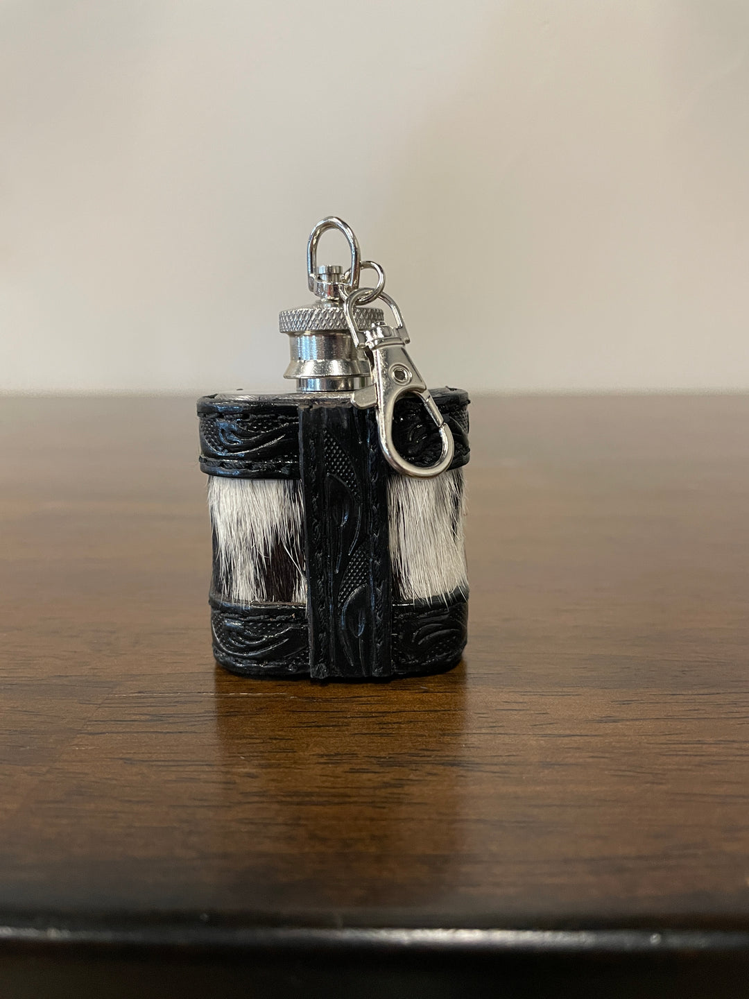1 oz Mini Flask Key Chain - Cowhide Black/White