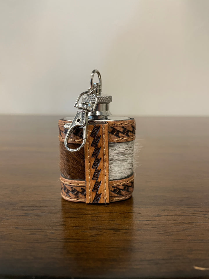 1 oz Mini Flask Key Chain - Cowhide Brown/White