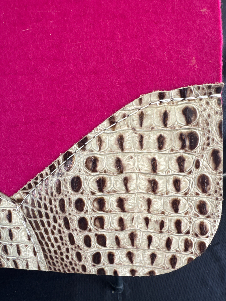 Best Ever 28x28 3/4" Pink w/ Ivory Chocolate Crocodile