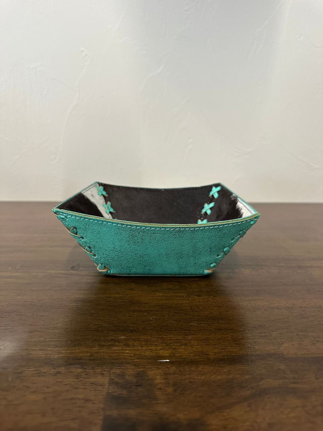 Small Cowhide Bowl- Black/Turquoise