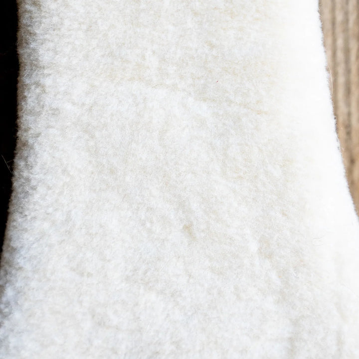 Classic Equine Sensor Flex Fleece Cinch- Roper