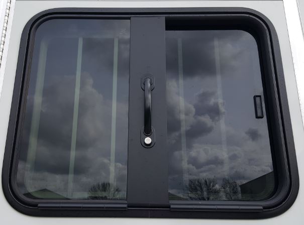 Mustang Series DDW Feed Door w/ black frame