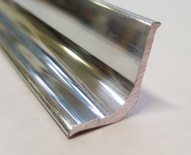 Side view of Aluminum V trim